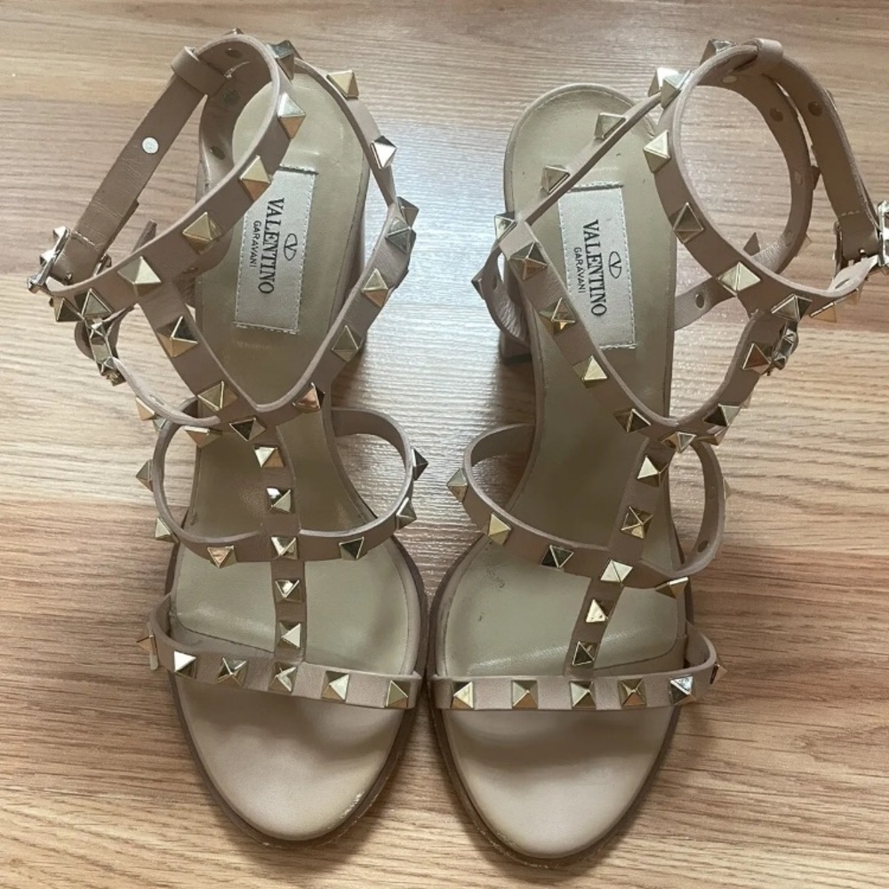 Authentic Valentino rockstud cage heels 37.5
